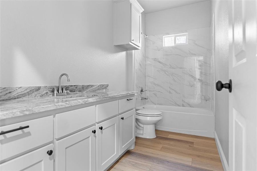 Furnished interior view inside a new home in , Greenville (Image 5).