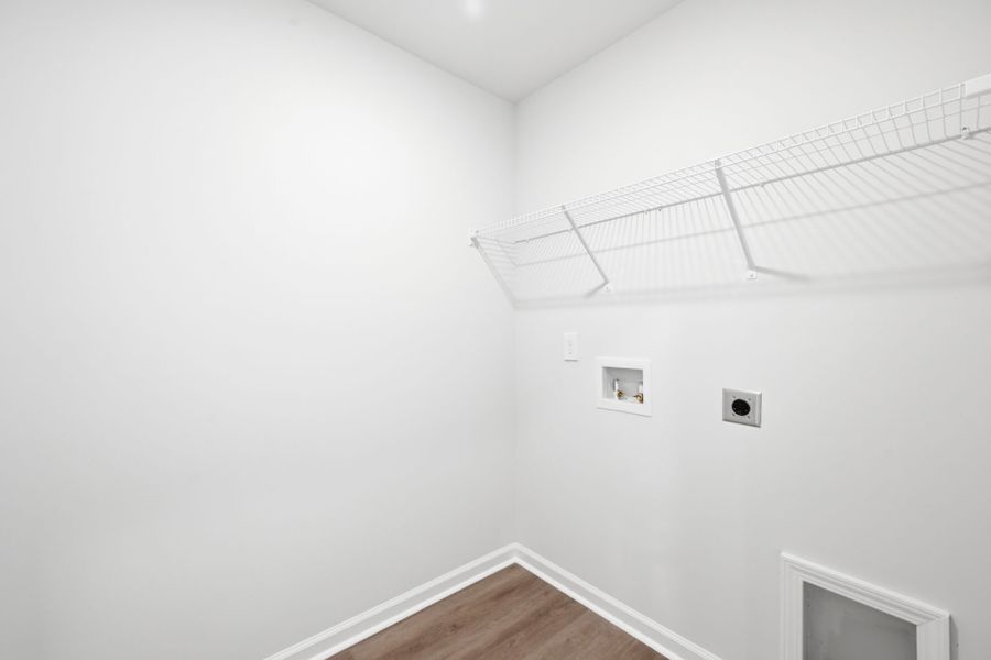 Spacious, unfurnished interior of a new home in Grand Arbor, Blythewood (Image 29).