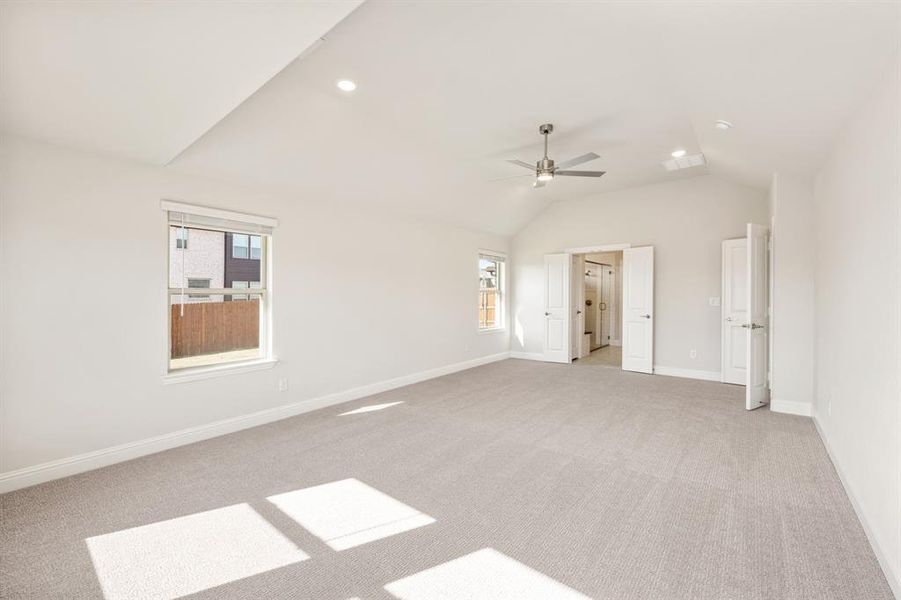 Spacious, unfurnished interior of a new home in Triple Diamond Ranch, Mansfield (Image 18).