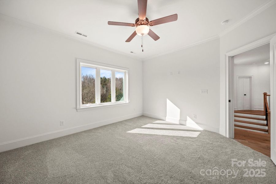Spacious, unfurnished interior of a new home in , Midland (Image 20).