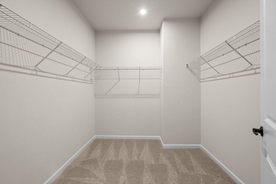 Representative unfurnished interior of a home built from the The Glenwood D by Davidson Homes LLC in Kelly Preserve, Loganville (Image 34).