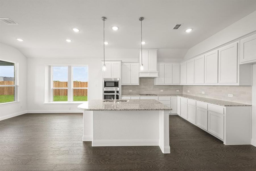 7_121 Grey wolf- Kitchen-2