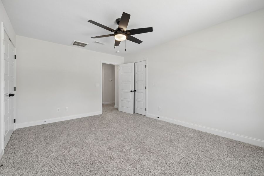 Spacious, unfurnished interior of a new home in Summerfield, Clarksville (Image 29). Spacious, unfurnished interior of a new home in Summerfield, Clarksville (Image 29).