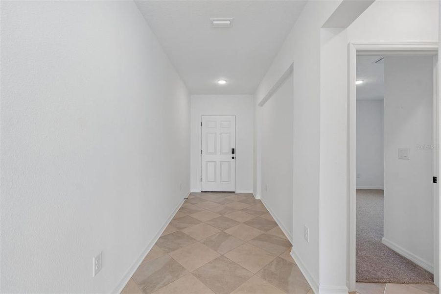 Spacious, unfurnished interior of a new home in Avalon West, Spring Hill (Image 24).