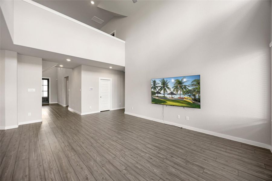 Spacious, unfurnished interior of a new home in , Rosenberg (Image 22). Spacious, unfurnished interior of a new home in , Rosenberg (Image 22).