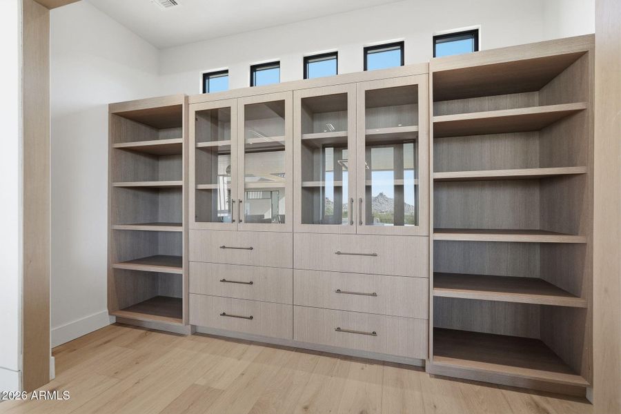 132_ListerPros (2) 132_ListerPros (2)