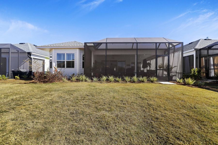 Exterior details and patio area of a home in , Hardeeville (Image 26).