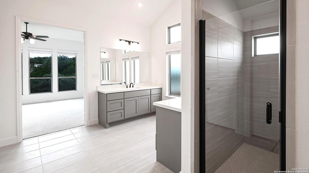 Furnished interior view inside a new home in Johnson Ranch 55', Bulverde (Image 9). Furnished interior view inside a new home in Johnson Ranch 55', Bulverde (Image 9).