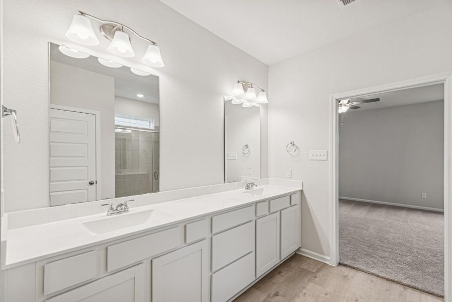 Furnished interior view inside a new home in Sierra Vista, Rosharon (Image 7).