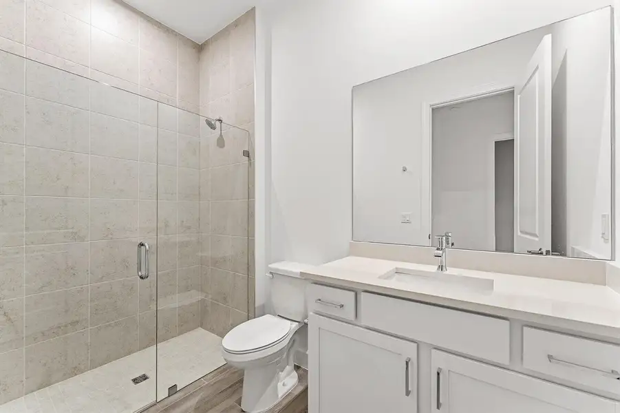 US_SEF_MERIDIAN_LOT 147_BATH 3
