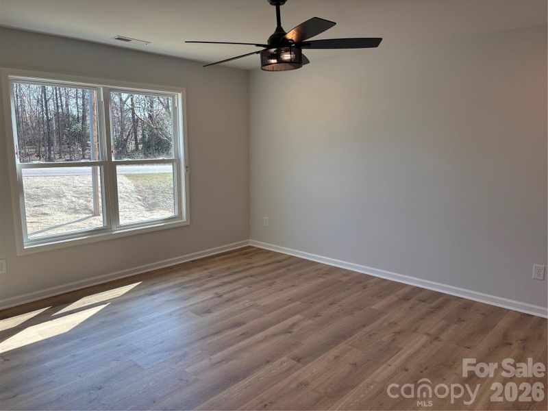 Spacious, unfurnished interior of a new home in , Statesville (Image 14).