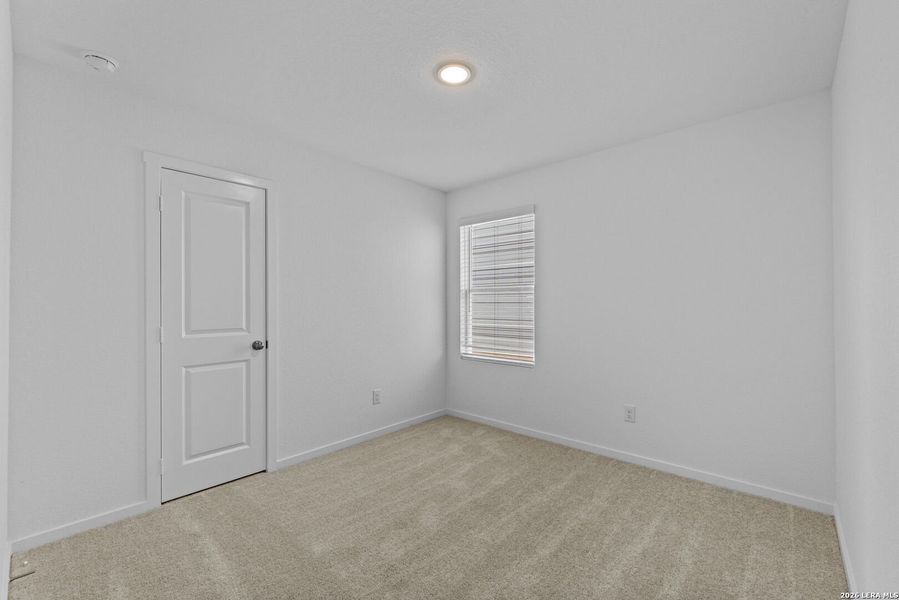Spacious, unfurnished interior of a new home in Hidden Oasis, San Antonio (Image 20). Spacious, unfurnished interior of a new home in Hidden Oasis, San Antonio (Image 20).