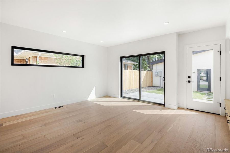 Spacious, unfurnished interior of a new home in , Denver (Image 35).