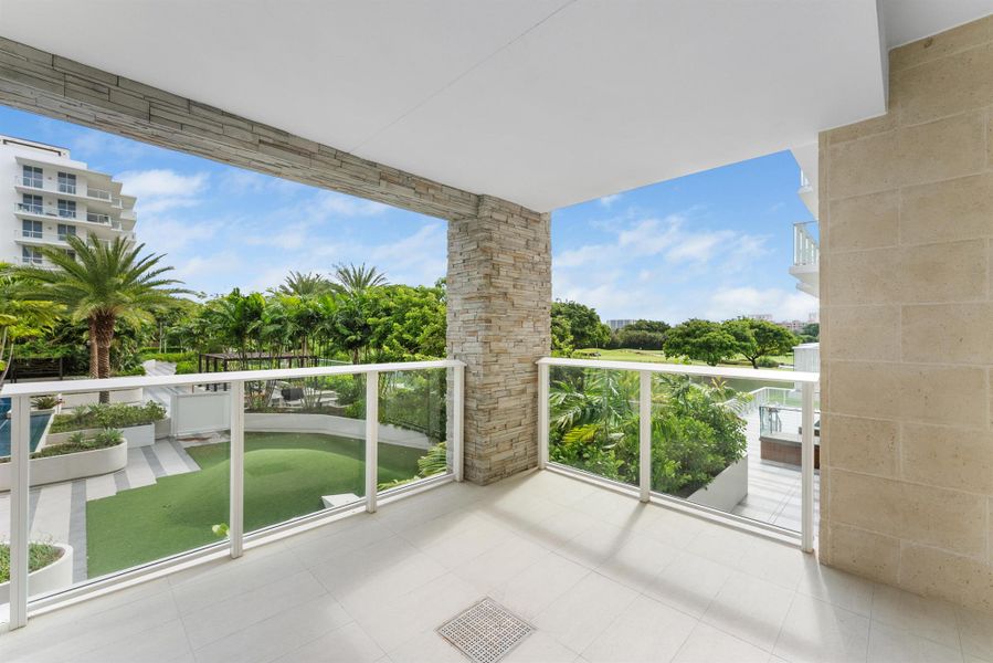 Exterior details and patio area of a home in Alina Residences, Boca Raton (Image 29).