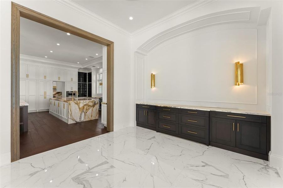 Furnished interior view inside a new home in , Windermere (Image 50).