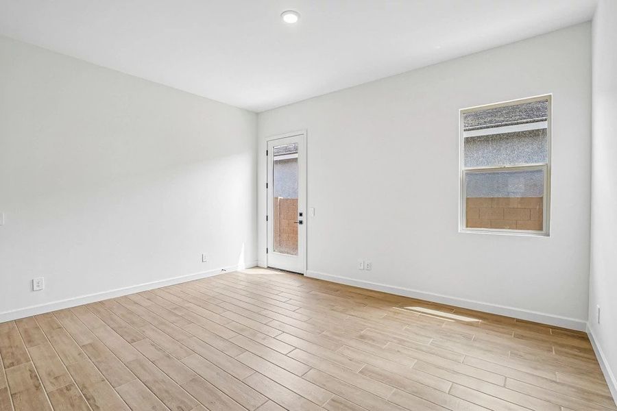 Representative images and renderings are for illustrative purposes. Actual structural options and design finishes of home may vary. Representative images and renderings are for illustrative purposes. Actual structural options and design finishes of home may vary.