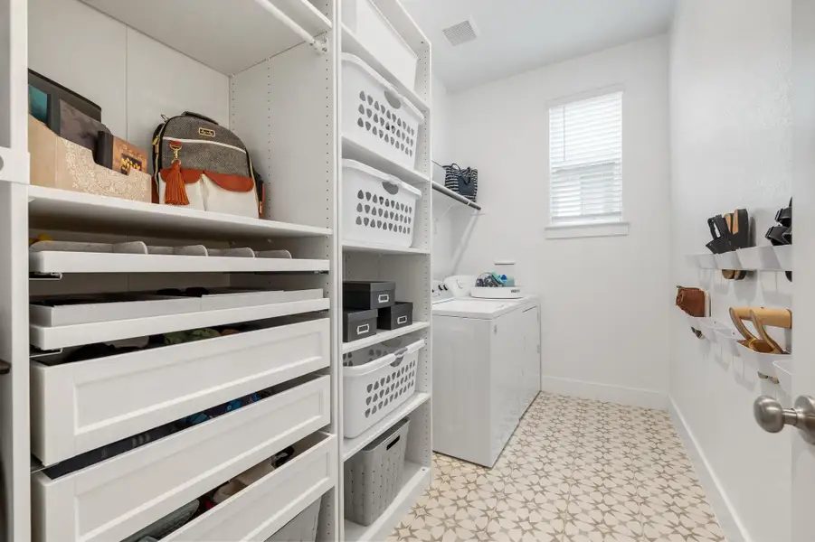 Furnished interior view inside a new home in , Leander (Image 5). Furnished interior view inside a new home in , Leander (Image 5).