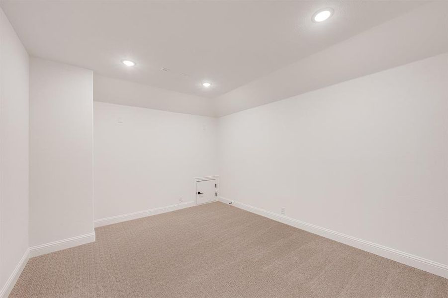 Spacious, unfurnished interior of a new home in Windsong Ranch Classic 61, Prosper (Image 16). Spacious, unfurnished interior of a new home in Windsong Ranch Classic 61, Prosper (Image 16).