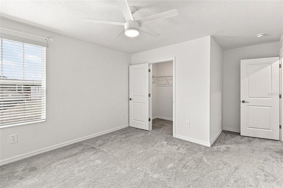 Spacious, unfurnished interior of a new home in The Isle of Avalon, Spring Hill (Image 17).
