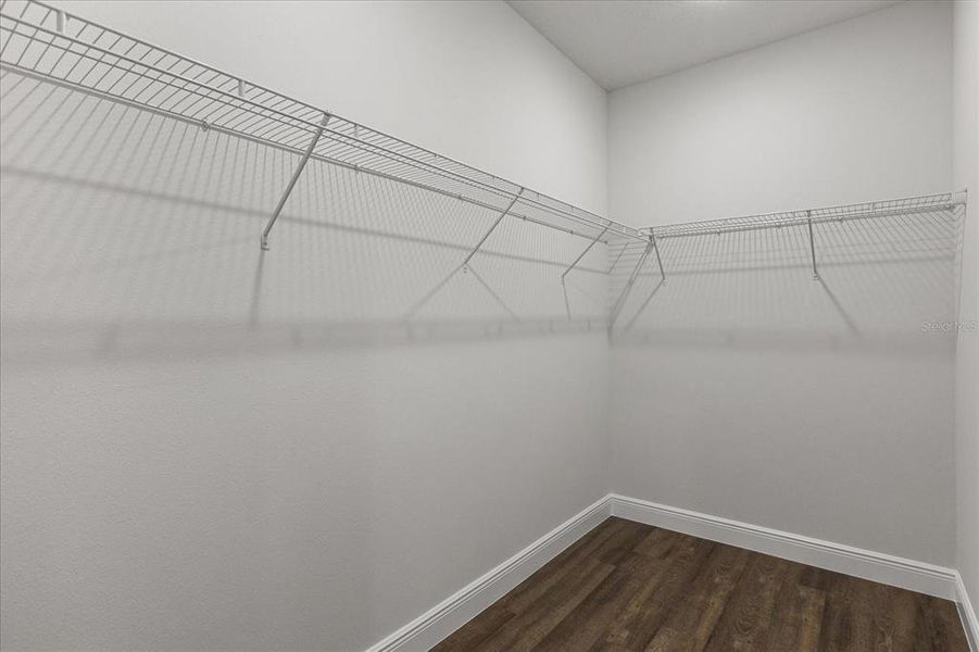 Spacious, unfurnished interior of a new home in , Ocala (Image 20).