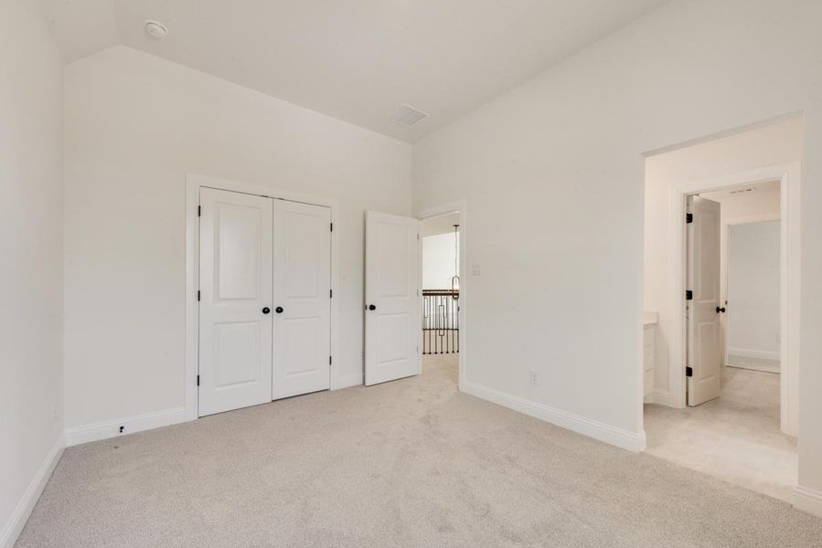 Spacious, unfurnished interior of a new home in Park Trails, Forney (Image 27). Spacious, unfurnished interior of a new home in Park Trails, Forney (Image 27).