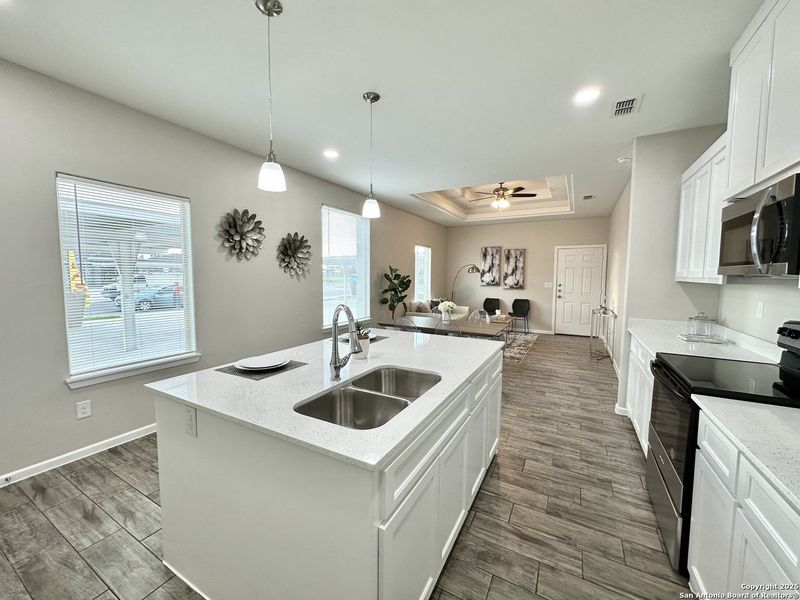 Furnished interior view inside a new home in , Edinburg (Image 18).