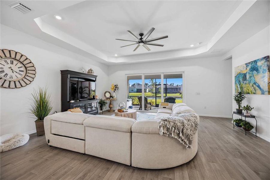 Furnished interior view inside a new home in , Venice (Image 7).