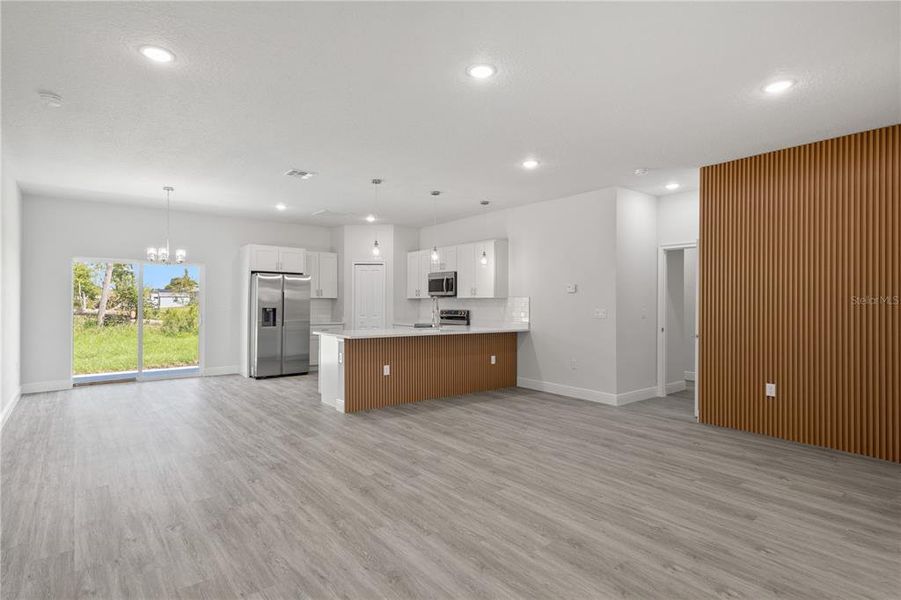 Spacious, unfurnished interior of a new home in , Ocala (Image 31).