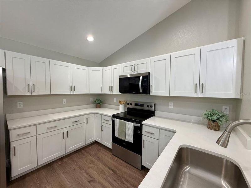 Furnished interior view inside a new home in , Ocala (Image 8).