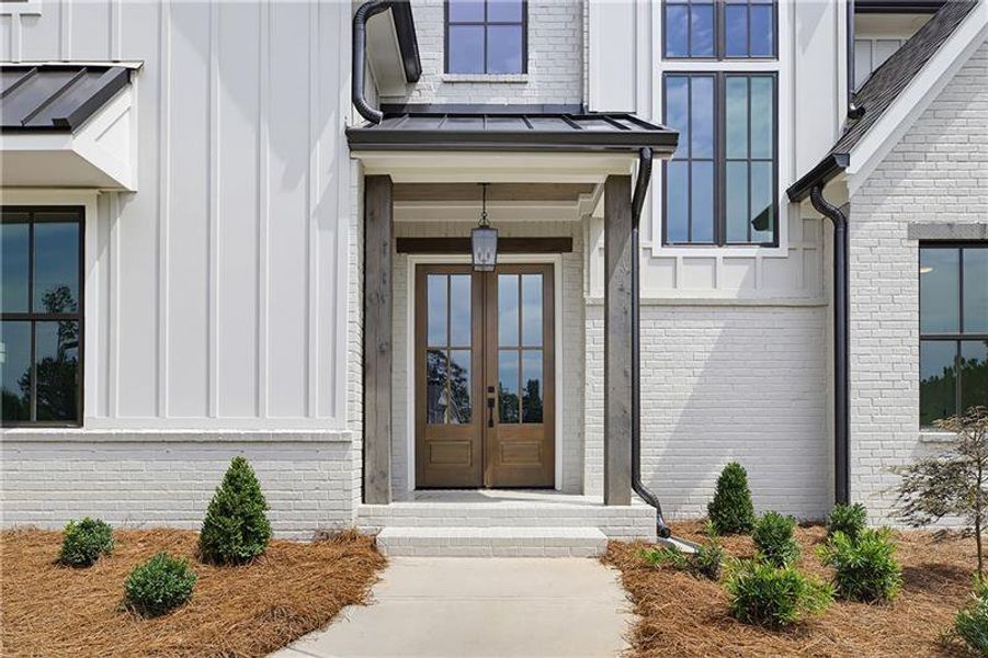 Exterior details and patio area of a home in , Newnan (Image 3).