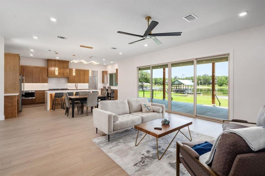 Furnished interior view inside a new home in , Malakoff (Image 10).