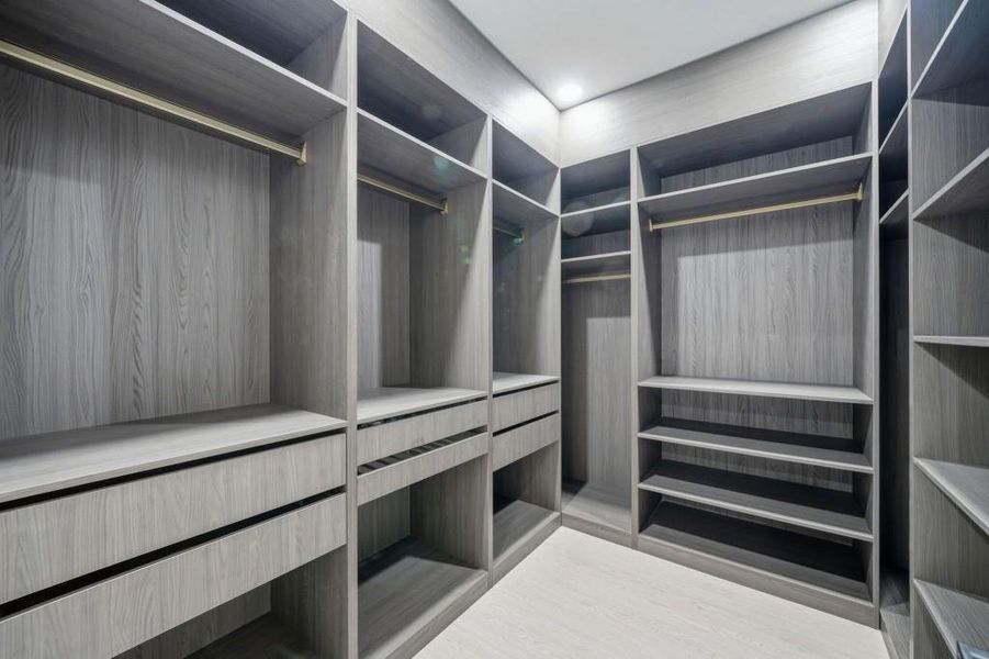 Furnished interior view inside a new home in , Decatur (Image 17).
