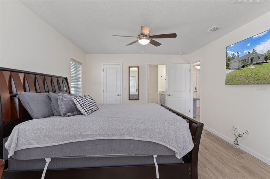 Furnished interior view inside a new home in , Weeki Wachee (Image 8).