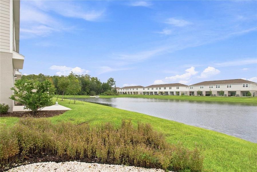 Exterior details and patio area of a home in , Kissimmee (Image 27).