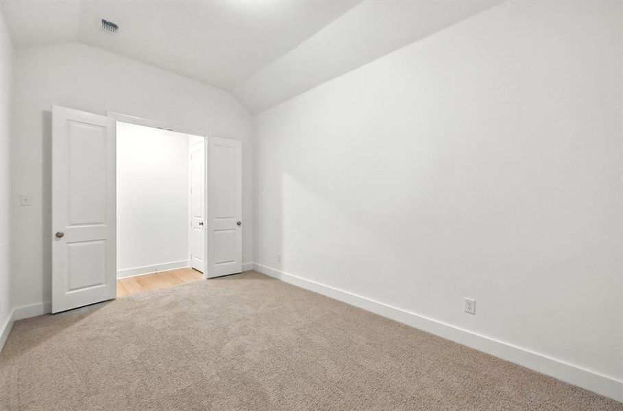 Spacious, unfurnished interior of a new home in Thompson Farms: 60ft. lots, Van Alstyne (Image 26). Spacious, unfurnished interior of a new home in Thompson Farms: 60ft. lots, Van Alstyne (Image 26).