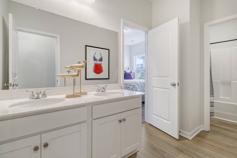 Representative furnished interior of a home built from the Brunswick - Genesis Value Collection by Mungo Homes in Clairmont, Charlotte (Image 10).