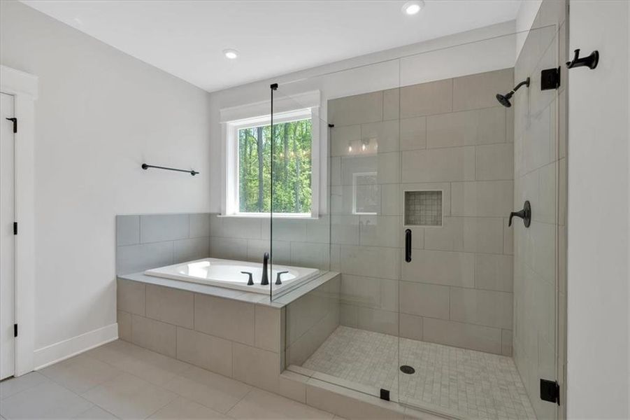 Furnished interior view inside a new home in Springside Reserve, Powder Springs (Image 6). Furnished interior view inside a new home in Springside Reserve, Powder Springs (Image 6).