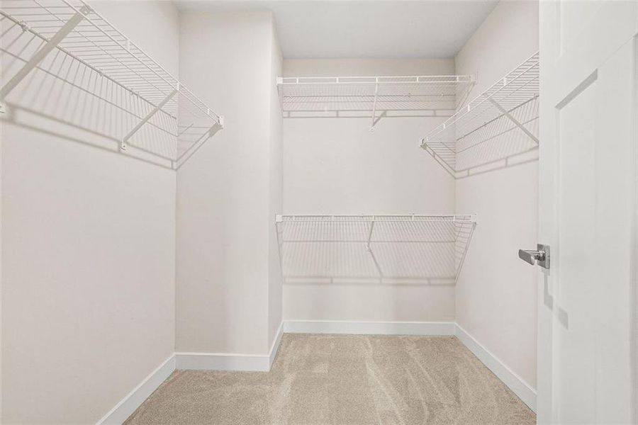 Spacious, unfurnished interior of a new home in Southern Hills, McDonough (Image 37).