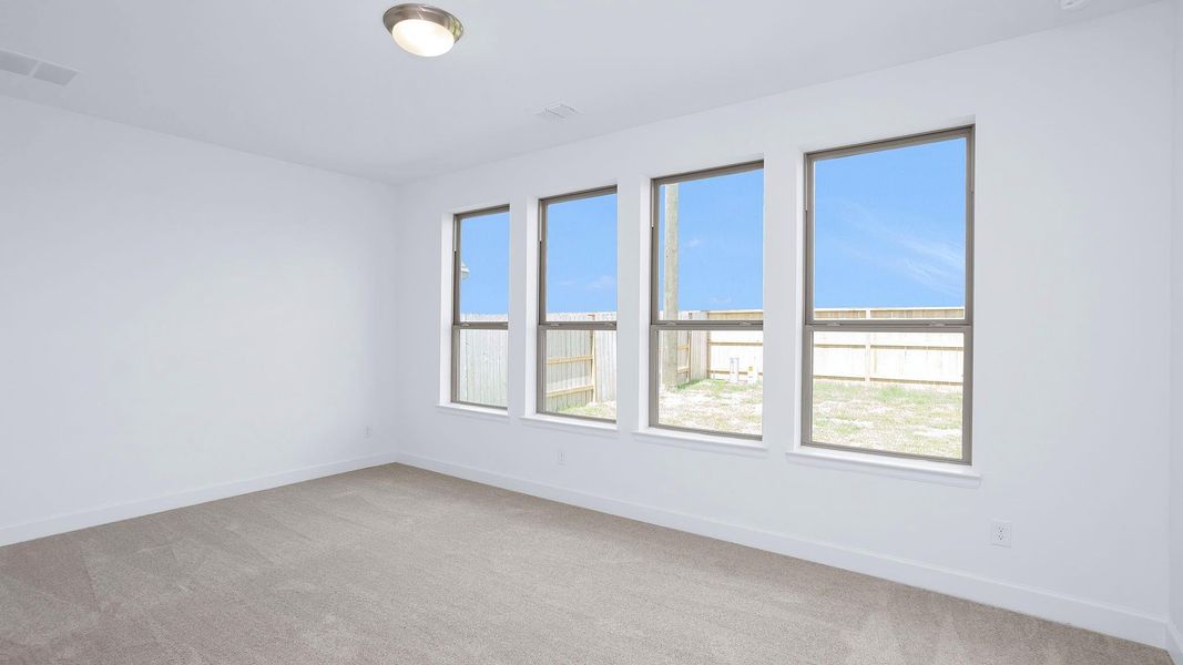 Spacious, unfurnished interior of a new home in The Grand Prairie 40', Hockley (Image 8). Spacious, unfurnished interior of a new home in The Grand Prairie 40', Hockley (Image 8).