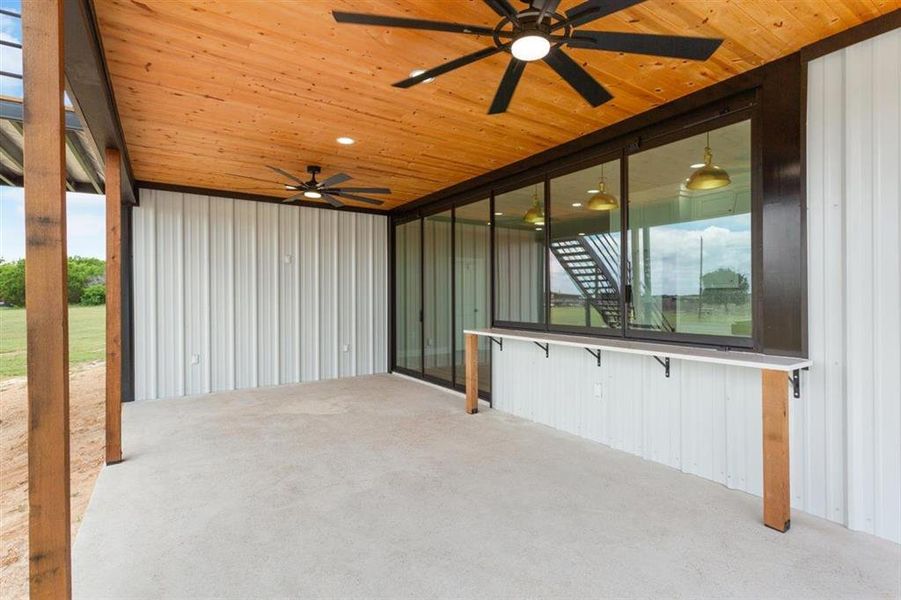 Exterior details and patio area of a home in , McGregor (Image 19).