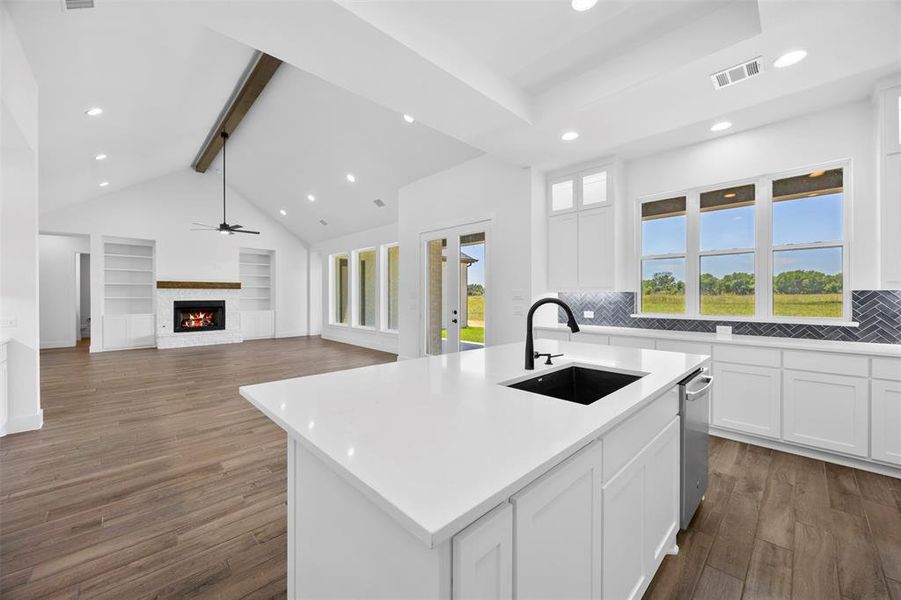 Furnished interior view inside a new home in , Waxahachie (Image 11).
