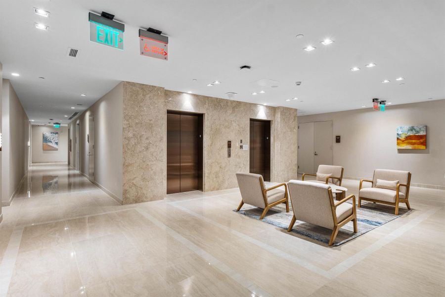 Community amenities in , West Palm Beach (Image 65).