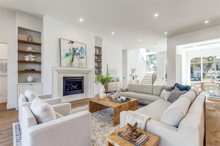 Furnished interior view inside a new home in , Dallas (Image 35).