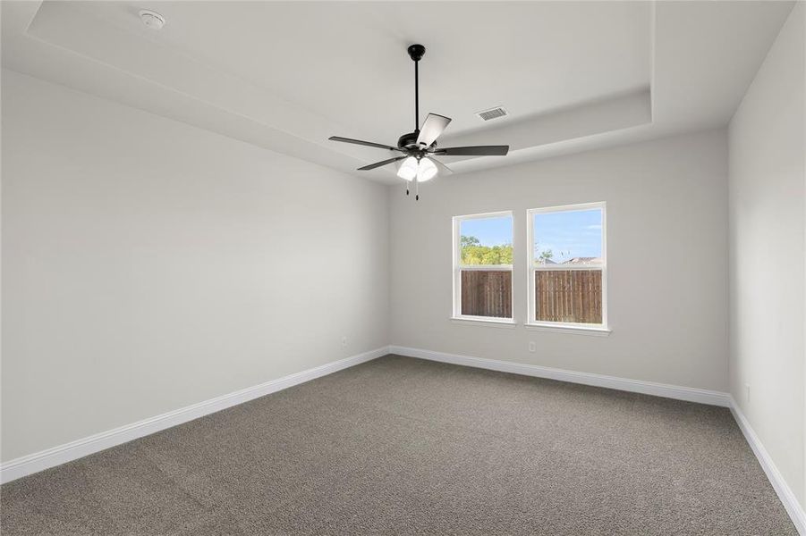 Spacious, unfurnished interior of a new home in Creekside, Royse City (Image 13). Spacious, unfurnished interior of a new home in Creekside, Royse City (Image 13).