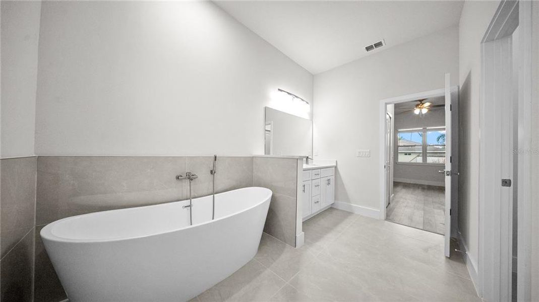 Furnished interior view inside a new home in , North Port (Image 5).