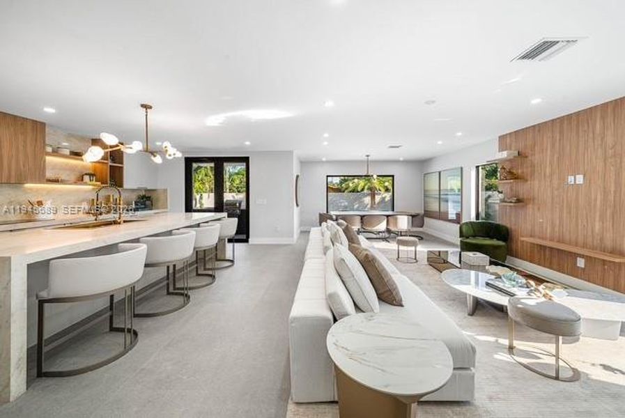 Furnished interior view inside a new home in , Pompano Beach (Image 15). Furnished interior view inside a new home in , Pompano Beach (Image 15).