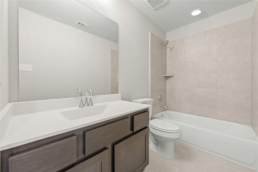 Representative image. Features, selections and colors may vary.