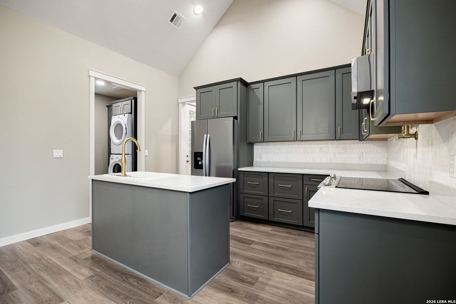 Furnished interior view inside a new home in , Canyon Lake (Image 14).