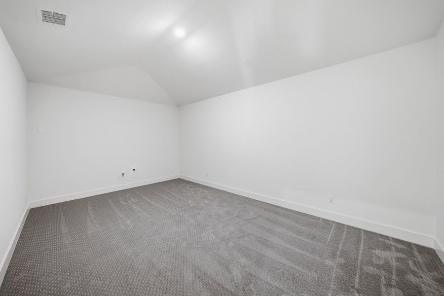 Spacious, unfurnished interior of a new home in Park Place - 80' Lots, Prosper (Image 45).
