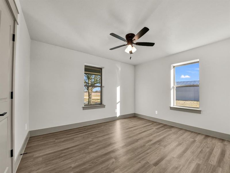 Spacious, unfurnished interior of a new home in , Millsap (Image 27).